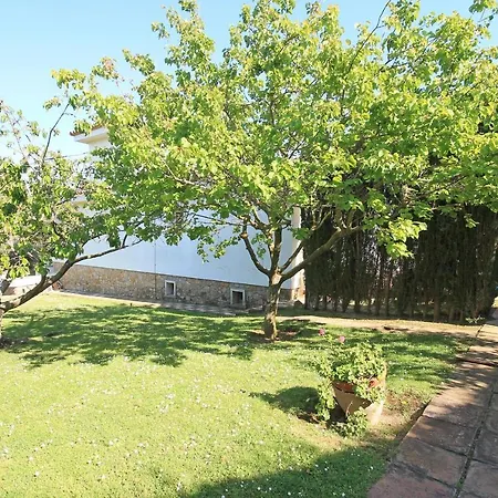 Sylvia L' Escala